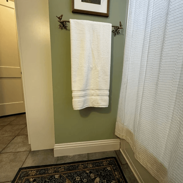Brass Bird Bathroom Set - Antique Brass Stylentdecor